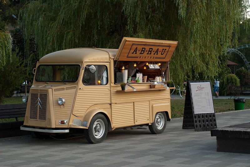 北海道 札幌で人気のキッチンカーはどこ 製作 開業する方法もご紹介 Myキッチンカー 移動販売車の製作 中古車販売 開業 出店サポート